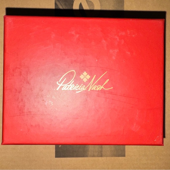 Patricia Nash Tan Leather Floral Pouch - Picture 6 of 8